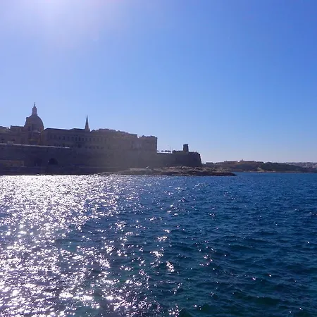 G- House Casa vacanze La Valletta